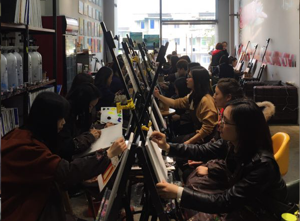 绵阳PA真人集团官网投资集团工会委员会 开展三八妇女节活动