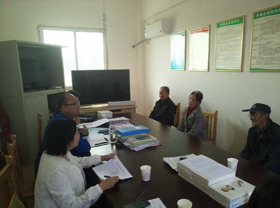 PA真人集团官网集团党支部深入联系村开展精准帮扶工作