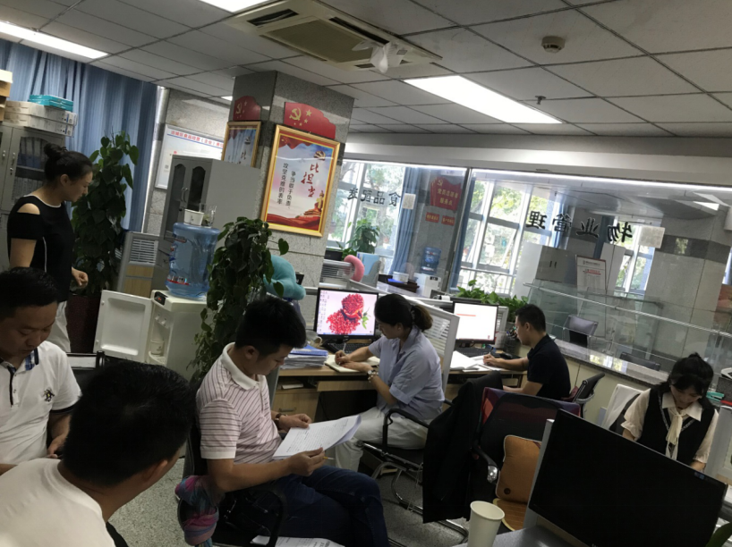 抓落实作表率 找差距促进步